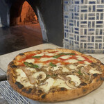 PIZZERIA e TRATTORIA A La - 