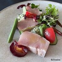 DADA - 寒鰤の背肉のフュメ