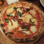 ピザ ディアヴォラ