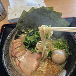 麺屋 隆志 - 鶏豚骨ラーメン　中太麺