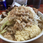 ラーメン二郎 - にんにくマシマシ・脂マシマシ。