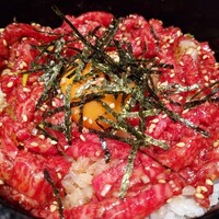 焼肉GROW - 厳選和牛のユッケ丼④