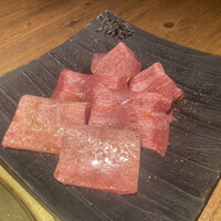 和牛とタン 焼肉 とみ 新橋本店 - 