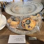 コーヒーとおやつの店 アンドモア - 「マフィン」も残り少なくなっていました…