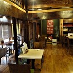 ソバトガレット あずみの - 店内の写真