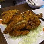 大阪ハラールレストラン - Lahori Chicken Chargha （ラホール名物。パキスタンのフライドチキン的なもの。特別メニュー。日本人向けメニューに掲載なし。