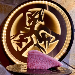 種類豊富な選りすぐりの厳選牛使用