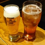 Karaage Shokudou Goichi - 生ビール(小)、山梨産巨峰酒ソーダ割り