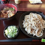 武蔵野 きしめん本舗 - 肉汁きし麵