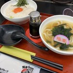 極楽うどん TKU - とろろ玉丼セット