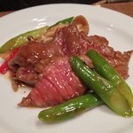 新中国料理 上杉 - 牛肉ＸＯ醬炒め