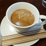 キッチン ブルー グローブ - ミルクを入れます