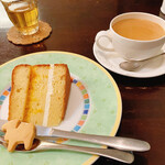 森のらくだ - ミルクティーとケーキ