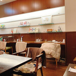 森のらくだ - 店内