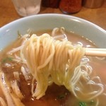 堤亭 - 堤亭 ラーメン麺アップ