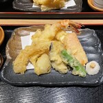 魚屋直営地魚食堂 魚まる - 