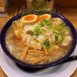 肉太郎 - 特製白菜肉醤油ラーメン おにぎりセット(1,150円)
            (替え玉1玉サービス付き)