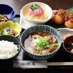 名物！鉢屋の日替わり定食