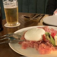 ERUTAN RESTAURANT BAR - 