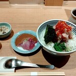 日本橋海鮮丼 つじ半 - 