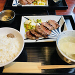 牛たん 仙台辺見 - 料理写真: