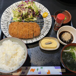 鰻・馬肉料理 浜乃屋 - ロースカツセット