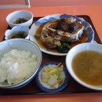 Haya Iso - たらの煮魚定食