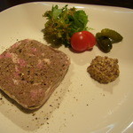 ルシュルシュル - ひこま豚のパテ