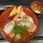 伊呂波鮨 - 海鮮丼