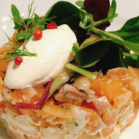 ブラッスリー ポール・ボキューズ 大丸東京 - サーモンのサラダ仕立てディル風味シトロンクリーム