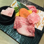 和牛焼肉食べ放題　肉屋の台所 - 