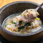 Stone grilled wagyu beef short ribs with salt soup