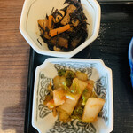 Menkoiya - ひじきと白菜キムチ