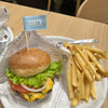 TEDDY'S BIGGER BURGERS - 料理写真: