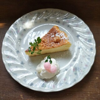 つぐみカフェ - 料理写真:チーズケーキ