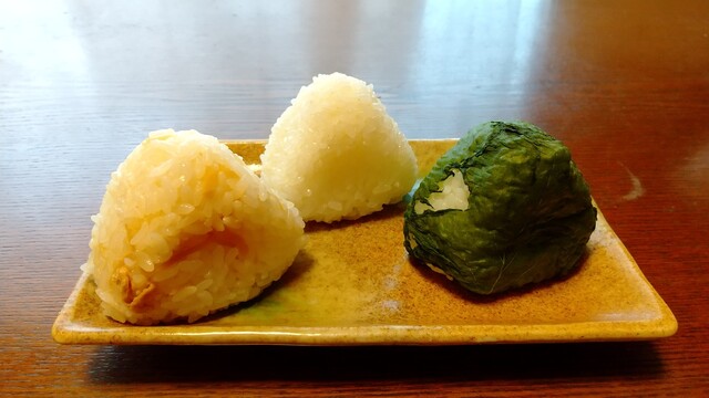 鳴子の米プロジェクト むすびや - 中山平温泉（おにぎり）の写真