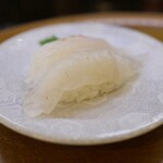 伊豆の回転寿司 花まる銀彩 - 地魚すずき