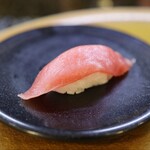 伊豆の回転寿司 花まる銀彩 - 料理写真:本マグロ赤身