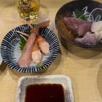 蟹喰楽舞 別館 - 生ガニはこの1本でした、刺身の皿と盛り付け方はもう少しなんとかならないのか?