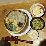 KUNTA - 燻製シラスのわっぱ飯