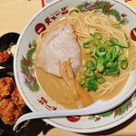 天下一品 - こってり唐揚げ定食ライス（小）なし