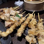 炭火居酒屋 炎 - 串盛合せ