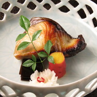 〈氷見〉天然鰤（西京焼・塩焼・照焼）