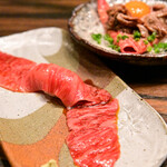 焼肉 拍手喝采 - これ！寿司です。