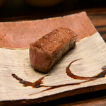 焼肉 拍手喝采 - 厚切りで歯応え好き！