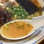 好々亭 - ラーメンのスープ