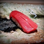 千葉たかおか - 中トロも素晴らしい旨み。美しい。