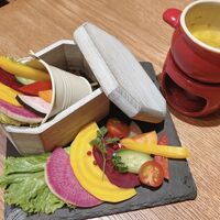 Seafood bar Ermitage 横浜鶴屋町店 - バーニャカウダー
