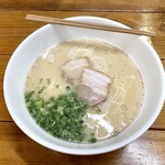 麺謹製3L's - とんこつらーめん