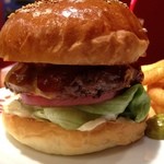 ブラザーズ - パインチーズバーガー